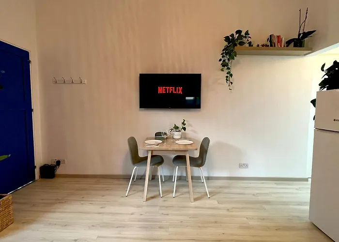 Ground Floor * 尼科西亚